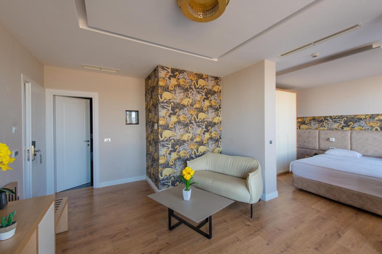Marina Premium Hotel & Apartment Vlore Ngoại thất bức ảnh