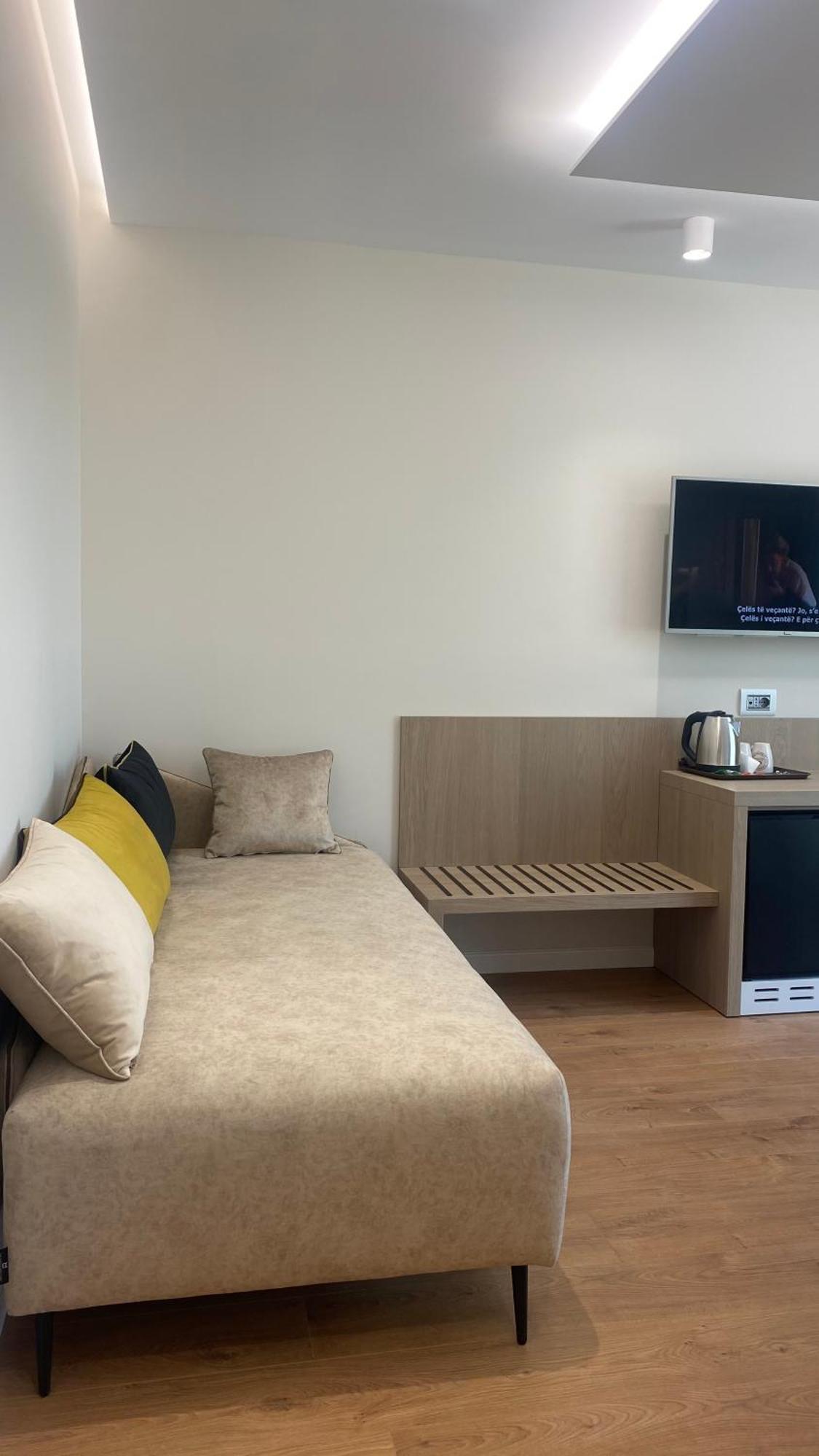 Marina Premium Hotel & Apartment Vlore Phòng bức ảnh