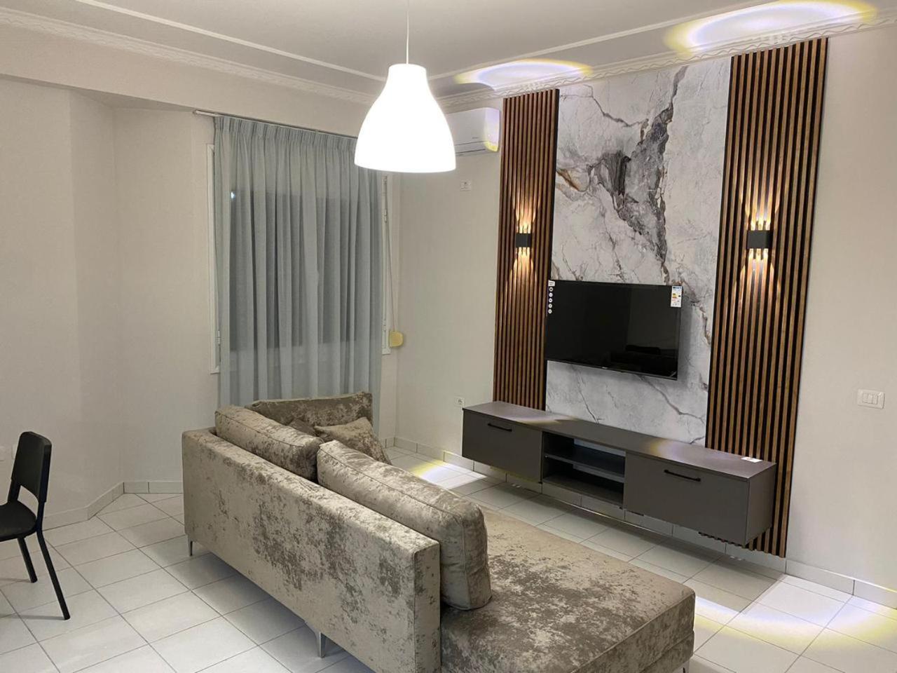 Marina Premium Hotel & Apartment Vlore Ngoại thất bức ảnh