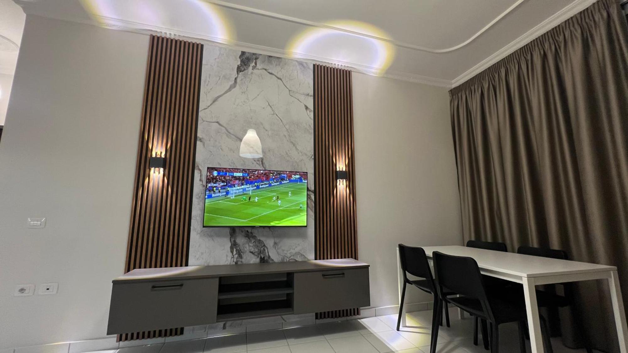 Marina Premium Hotel & Apartment Vlore Phòng bức ảnh